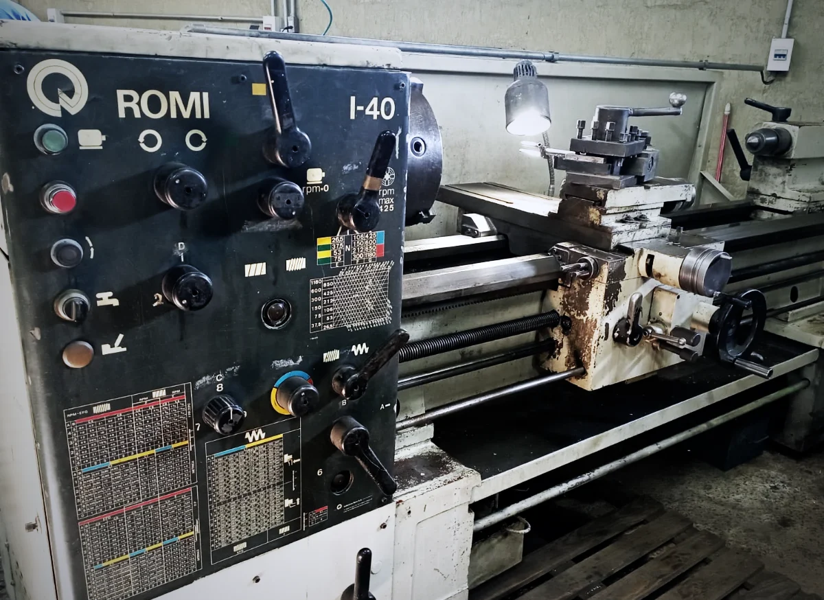 Torno convencional Romi i40